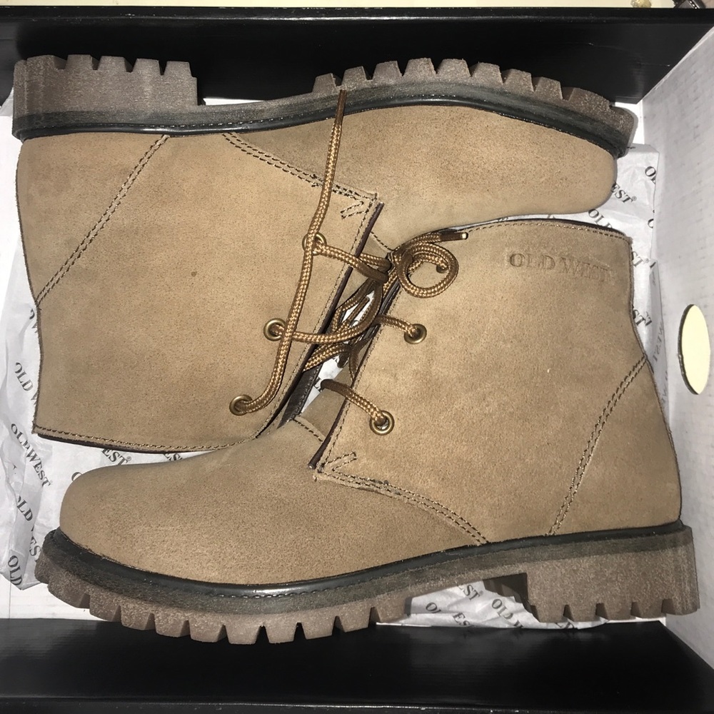 Old west brand new boots 8.5 tags still on